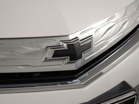 Used 2018 Chevrolet Volt Premier w/ Driver Confidence Package image 28