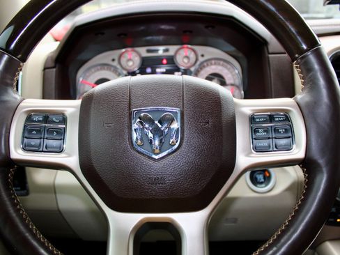 Used 2015 RAM 1500 Laramie Longhorn w/ Convenience Group image 19