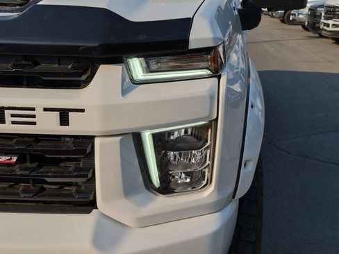Used 2021 Chevrolet Silverado 2500 LTZ w/ LTZ Plus Package AWD/4WD image 12