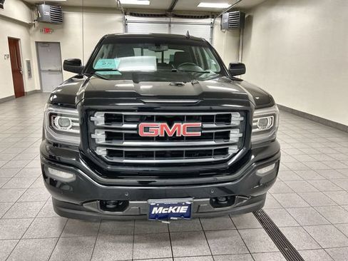 Used 2017 GMC Sierra 1500 SLT AWD/4WD image 3
