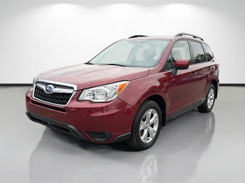 Used 2015 Subaru Forester 2.5i Premium w/ All-Weather Package image 7