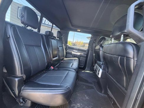 Used 2018 Ford F150 Lariat w/ Equipment Group 502A Luxury AWD/4WD image 19