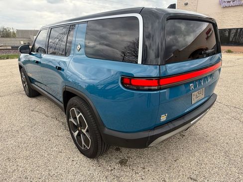 Used 2023 Rivian R1S Adventure AWD/4WD image 3