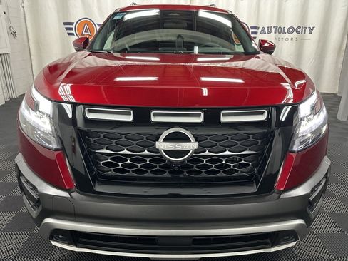 Used 2025 Nissan Pathfinder Rock Creek image 3