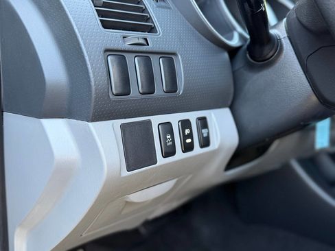 Used 2014 Toyota Tacoma 4x4 Regular Cab image 94