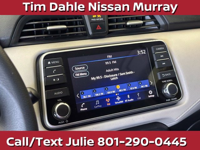 Used 2021 Nissan Versa SV FWD image 27