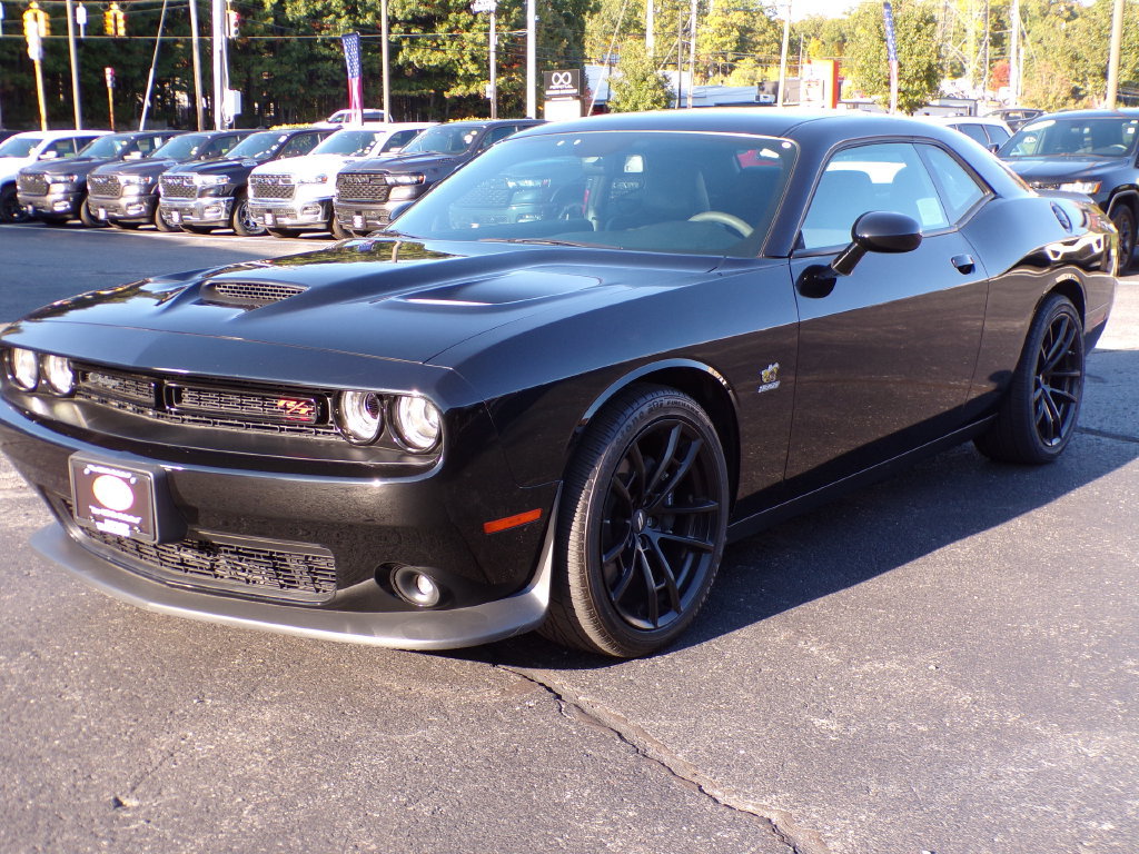 Used 2019 Dodge Challenger R/T Scat Pack w/ 1320 Drag Pack RWD image 3