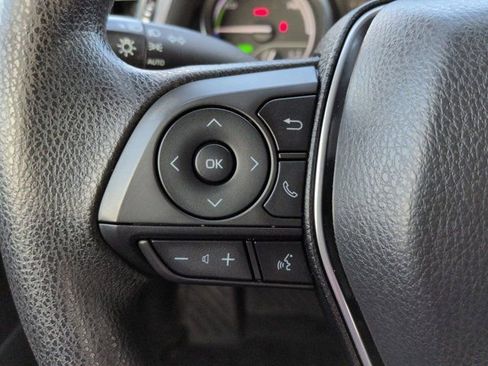 Used 2019 Toyota Camry LE FWD image 22