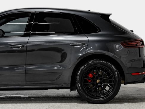 Used 2017 Porsche Macan GTS w/ Premium Package Plus AWD/4WD image 15