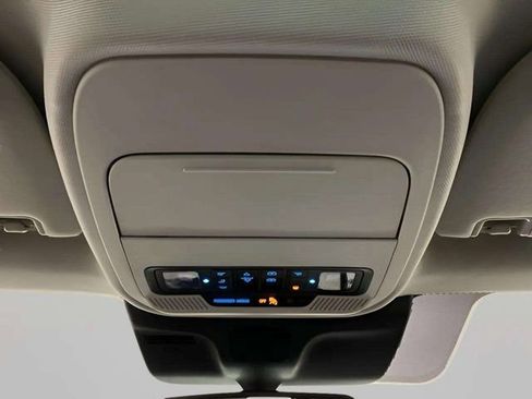 Used 2025 Ford Expedition Platinum AWD/4WD image 59
