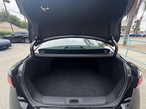 Used 2025 Nissan Sentra S FWD image 30