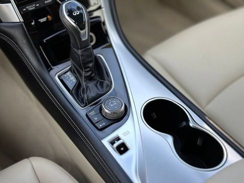 Used 2019 INFINITI Q50 Luxe w/ Essential Package (3.0T Luxe) AWD/4WD image 11