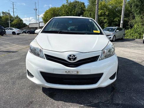 Used 2013 Toyota Yaris LE FWD image 2