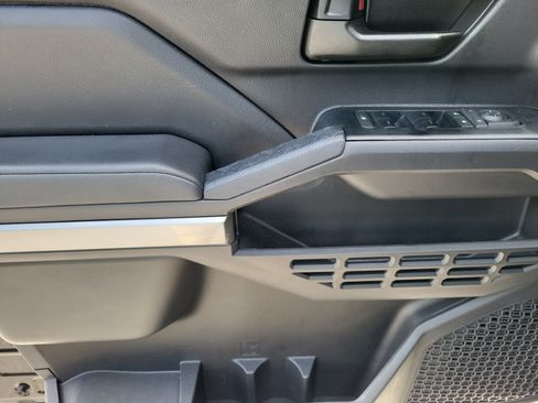 Used 2026 Toyota Tacoma SR5 RWD image 19