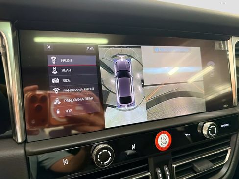 New 2026 Porsche Macan AWD/4WD image 15