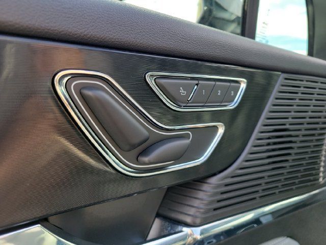 Used 2022 Lincoln Corsair FWD image 9