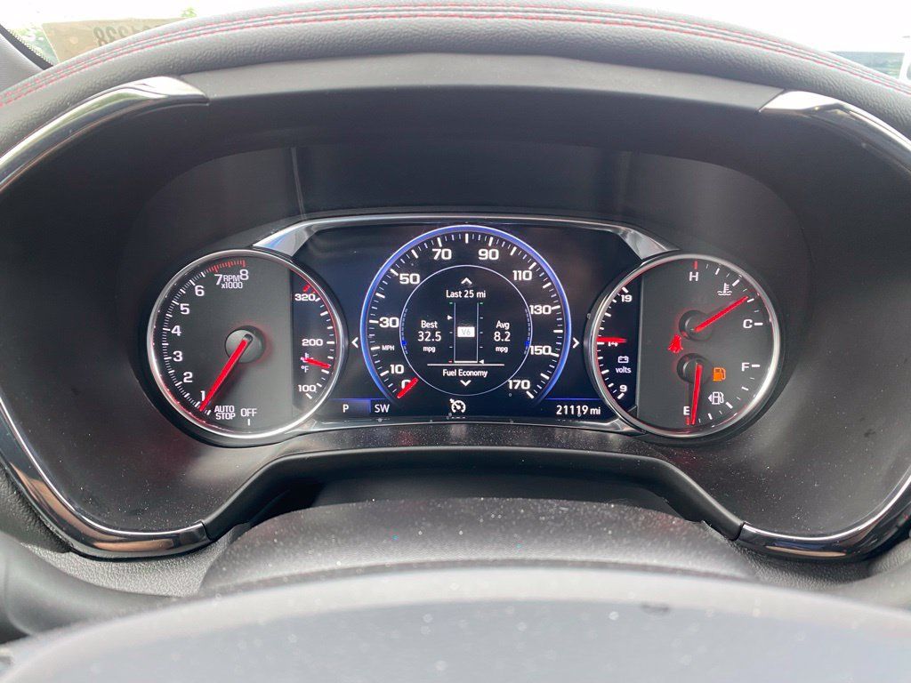 Used 2025 Chevrolet Blazer RS FWD image 19