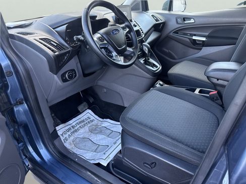 Used 2022 Ford Transit Connect XLT image 15