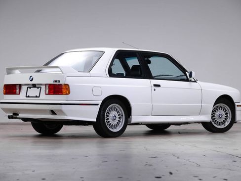 Used 1988 BMW M3 Coupe image 2