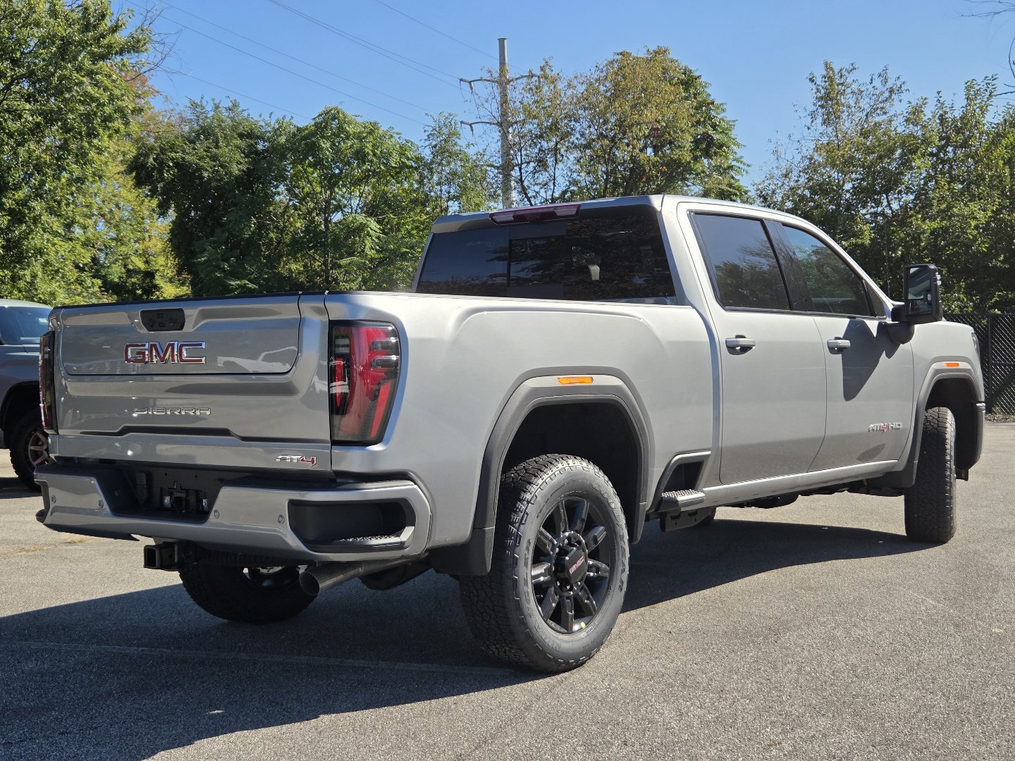 New 2026 GMC Sierra 2500 AT4 w/ AT4 Premium Plus Package AWD/4WD image 18