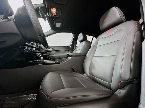 Used 2026 Chevrolet Trax RS image 18