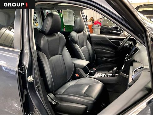 Used 2021 Subaru Forester Limited image 8