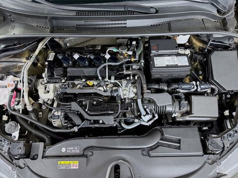 Certified 2024 Toyota Corolla SE FWD image 28