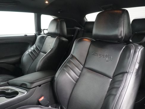 Used 2022 Dodge Challenger SRT Hellcat image 11