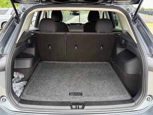Used 2025 Volkswagen Tiguan S FWD image 27
