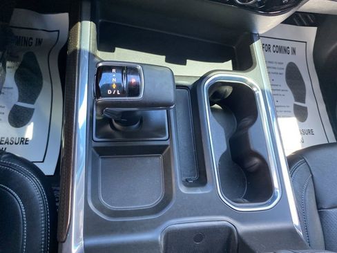 Used 2024 Chevrolet Silverado 1500 RST w/ Convenience Package II image 18