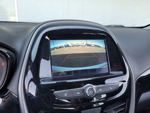 Used 2022 Chevrolet Spark LT FWD image 15