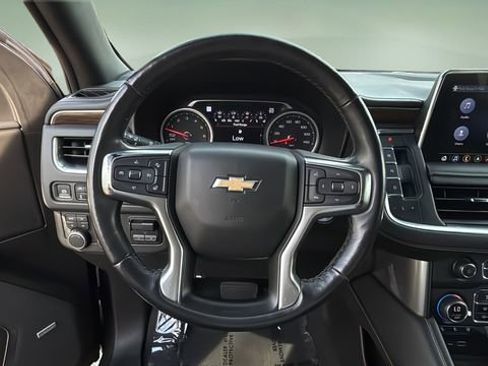 Used 2021 Chevrolet Tahoe Premier w/ Premium Package image 11