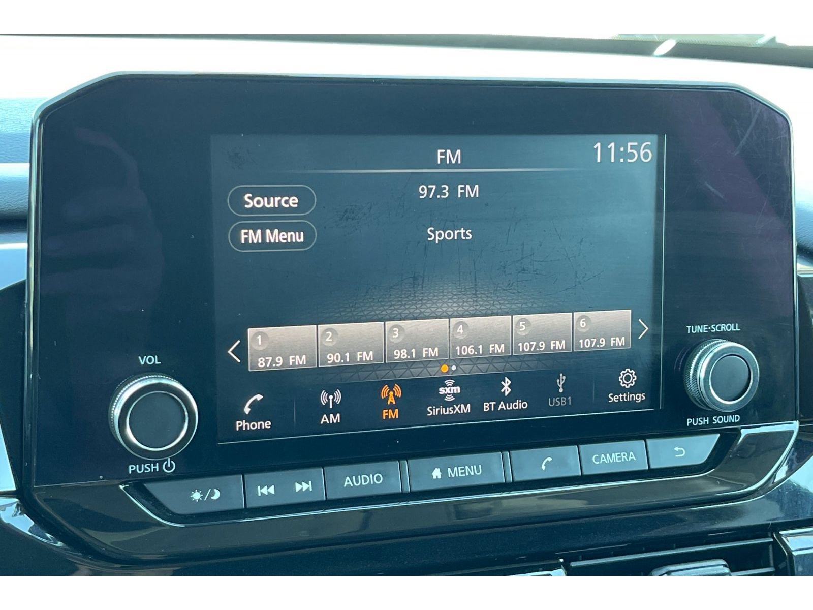 Used 2022 Nissan Pathfinder SV FWD image 27
