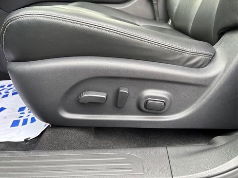 Used 2024 Nissan Murano SV image 29