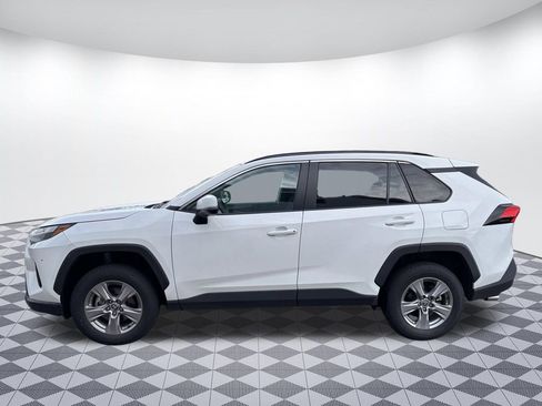 Used 2024 Toyota RAV4 XLE AWD/4WD image 4