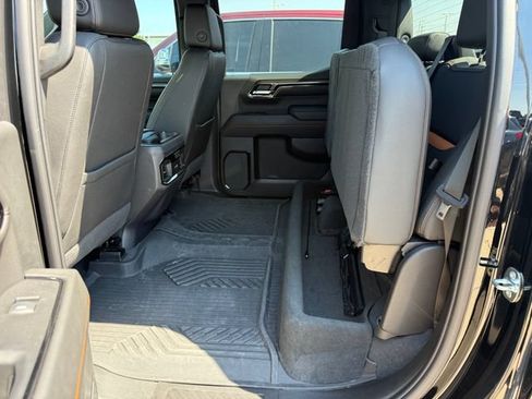 Used 2023 GMC Sierra 1500 AT4 AWD/4WD image 6