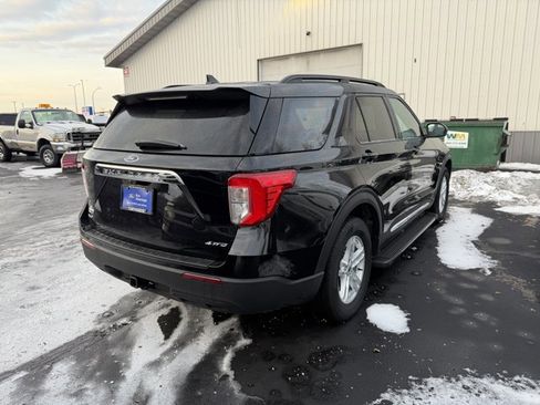 Certified 2023 Ford Explorer XLT w/ Class IV Trailer Tow Package image 2