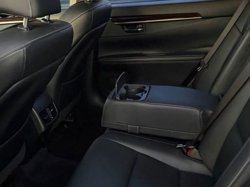 Used 2013 Lexus ES 350 w/ Premium Pkg image 16