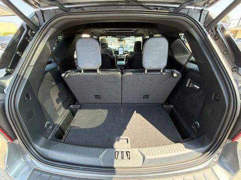 Used 2023 Ford Explorer ST w/ Equipment Group 401A AWD/4WD image 20