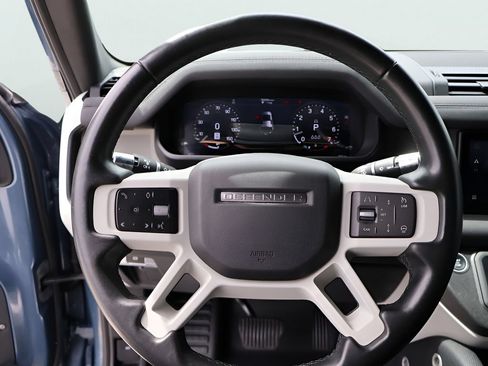 Used 2021 Land Rover Defender 110 X-Dynamic SE AWD/4WD image 29