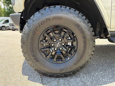 New 2026 Ford Bronco Raptor AWD/4WD image 9