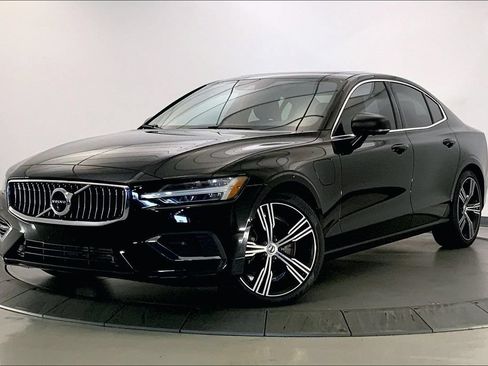 Used 2021 Volvo S60 T8 Inscription w/ Climate Package AWD/4WD image 11