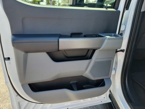 Certified 2025 Ford F250 XLT AWD/4WD image 11