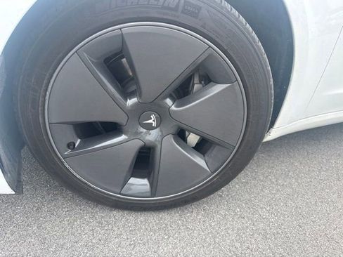 Used 2023 Tesla Model 3 Standard Range RWD image 26