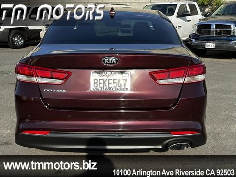 Used 2018 Kia Optima LX w/ 17" Alloy Wheels Package image 5