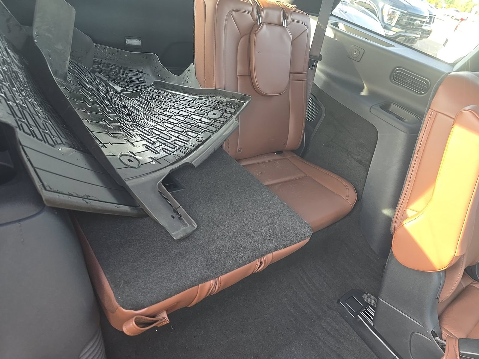 Used 2026 Lincoln Aviator Reserve AWD/4WD image 9