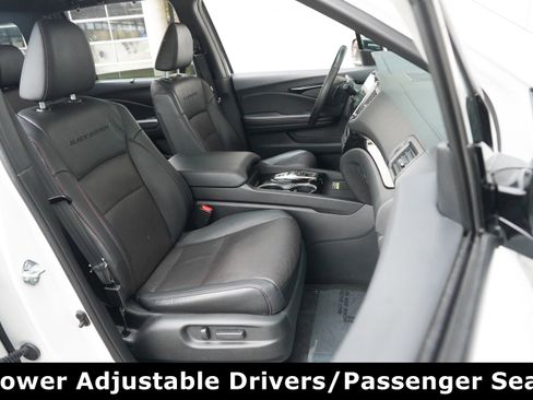 Used 2024 Honda Passport Black Edition image 26