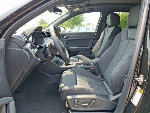 New 2025 Audi Q3 2.0T Premium image 13