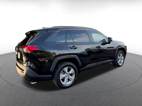 Used 2025 Toyota RAV4 XLE image 15