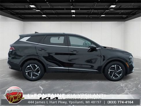 Certified 2024 Kia Sportage LX image 6